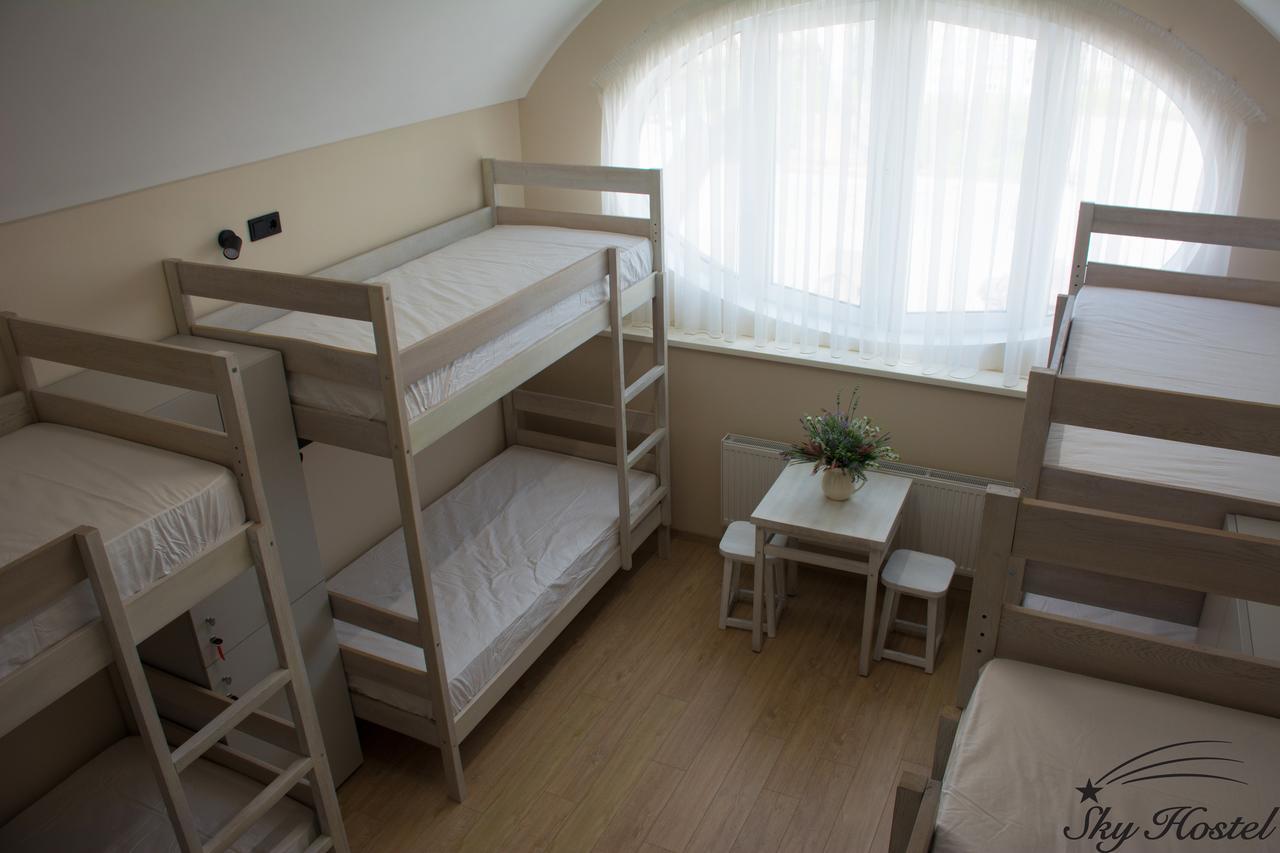 Sky Hostel Kyiv Exterior photo