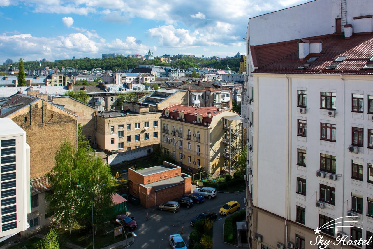 Sky Hostel Kyiv Exterior photo